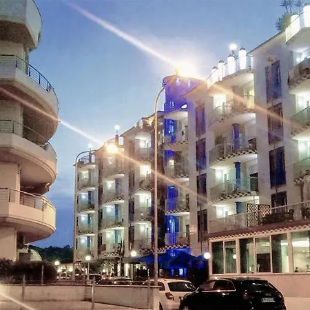 Apartment Seaside